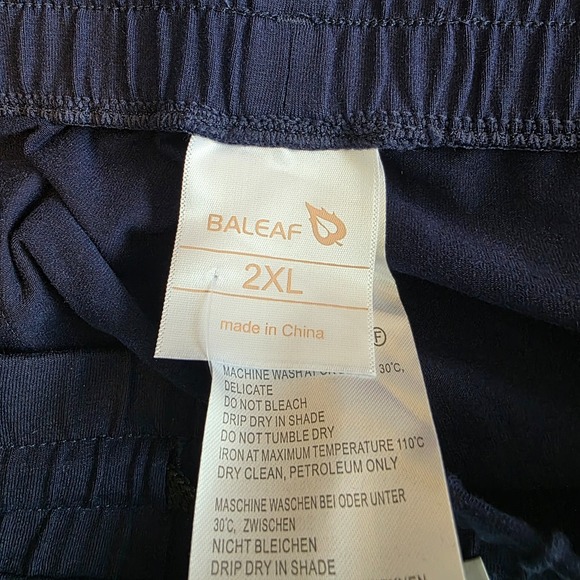 Baleaf Shorts Mens 2XL Navy Pockets Stretch‎ Running Gym - Picture 7 of 7